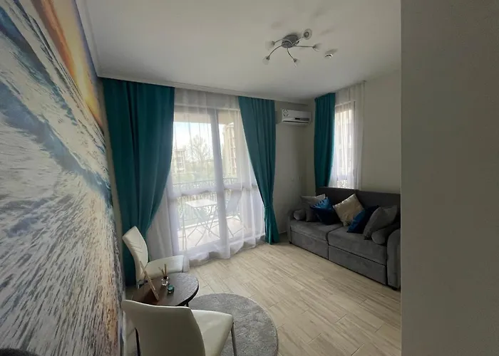 Апартамент Cascadas Family Слънчев бряг